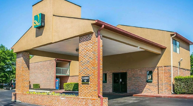 Номер Standard Quality Inn Columbia Airport