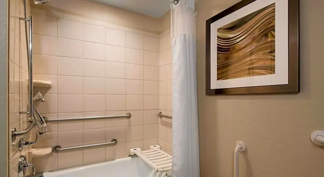 Люкс с видом на горы Courtyard by Marriott Glenwood Springs