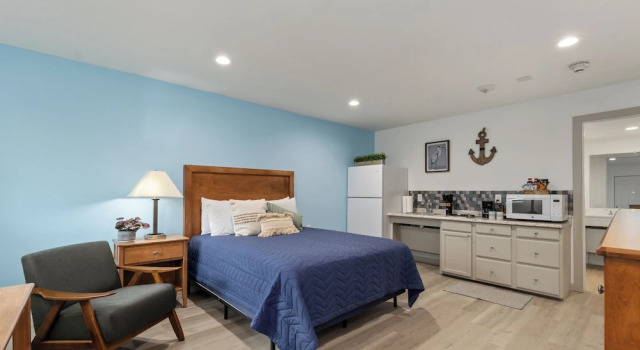 Номер Deluxe Extended Stay Gun Barrel City
