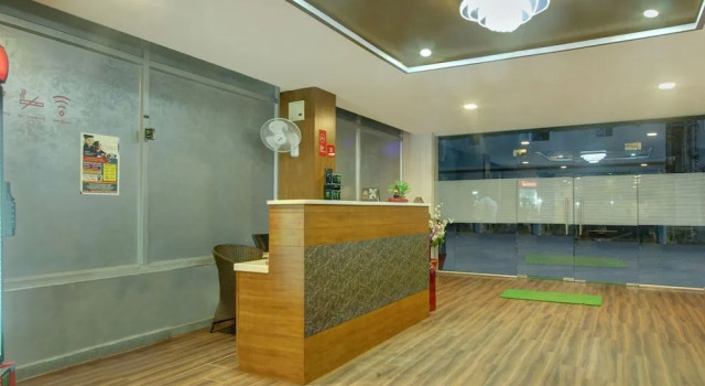 OYO 9946 CKB Apartment
