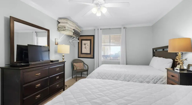 Sunset Harbor Palms 2-301, Rezerwuj Apartament Hotele w Navarre z basenem, Basen