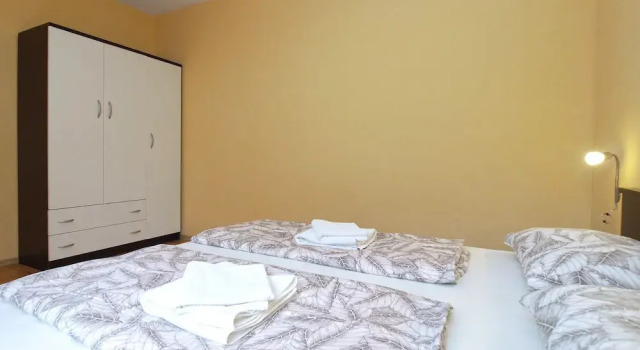 Apartment 1840