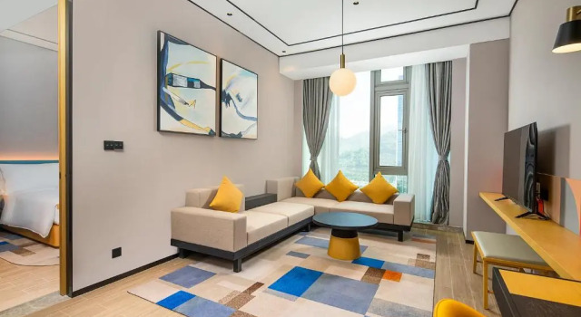 Двухместный люкс c 1 комнатой Hilton Garden Inn Shenzhen Airport