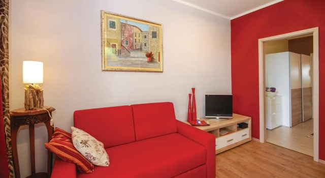 Amazing Home in Ika With Wifi and 1 Bedrooms