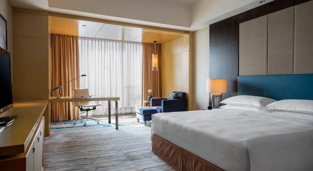 Двухместный номер Deluxe с видом на реку Renaissance Huizhou Hotel