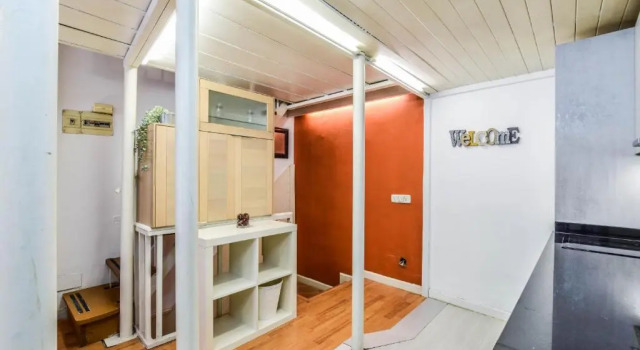 Loft Malasaña - 3 PLANTAS, Забронировать Отель Шамбери Мадрид, рядом с Дом-музей Лопе де Вега