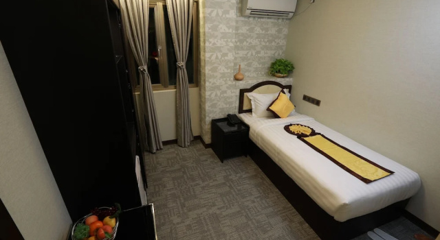Люкс Royal с балконом Rose Palace Hotel Yangon