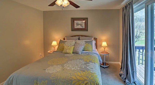 Коттедж Auburn Vacation Rental Home Near Owasco Lake!