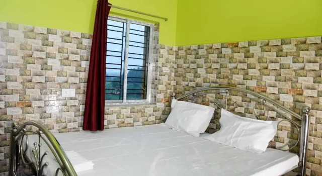 Двухместный номер Economy с балконом Resort Neel Nirjan !! Best Family Couple friendly family Resort