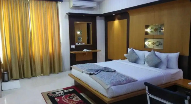 Iroomz Hotel SR Grand, Rezerwuj Hotel Anantapur Andhra Pradesh