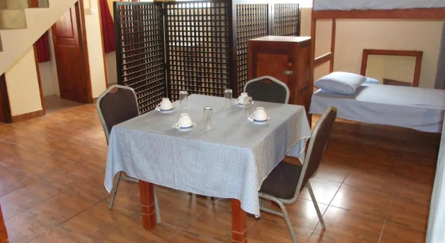 Кровать в общем номере (мужской номер) Central City Hostel