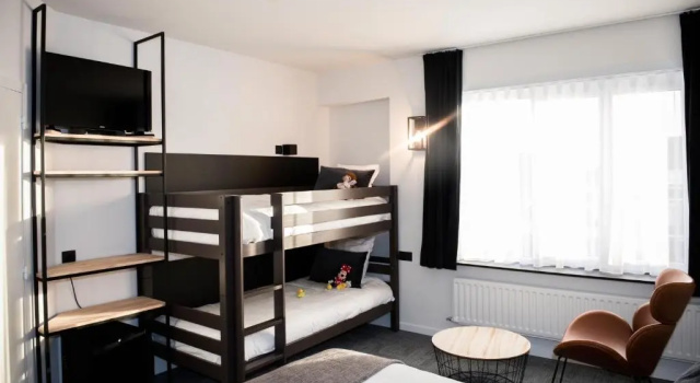 Четырёхместный номер Standard Hotel Carnac