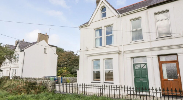 Gwynant, Prenota Hotel Nefyn 