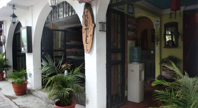 Casa Colonial PanaSurf, Prenota Hotel Hotel a Solola con parcheggio, Parcheggio