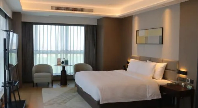 Люкс Deluxe Jiaxing Zhongyuan Kaiyuan Hotel (Nanhu Avenue Branch)