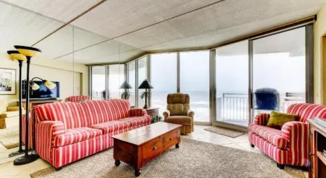 Surfside Club Unit #109, Забронировать Апартаменты/квартира Дейтона-Бич Daytona Beach Area, рядом с Церковь для автомобилей в Дейтона-Биче
