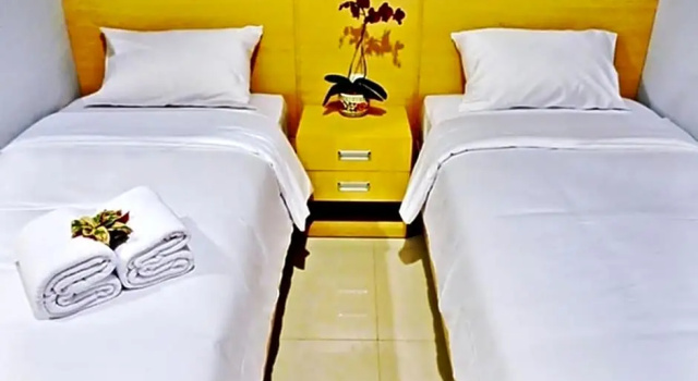 Deluxe Twin room Picasso Inn