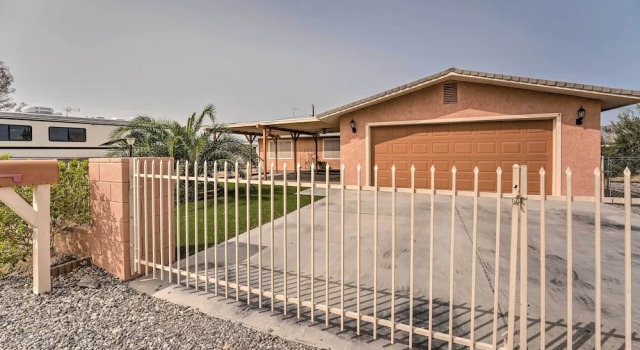 Updated Family Home - 2 Blocks to Colorado River!, Забронировать Дом для отпуска Виллы Буллхед-Сити, Вилла