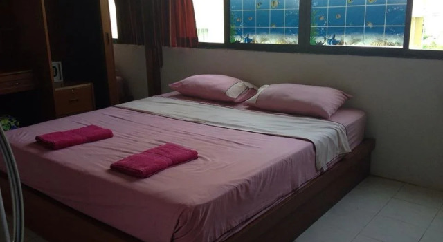 Family Home Guesthouse Phuket, Забронировать Отель Катху остров Пхукет