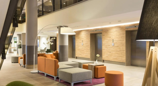 Holiday Inn Amsterdam, Забронировать Отель Отели Норда 4 звезды, 4*