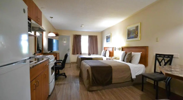 Четырёхместный номер Deluxe Newmarket Inn