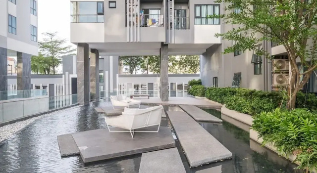 Llx Condo@The Base   Cityview&Sea View