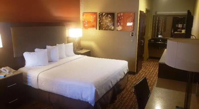 Номер Standard с балконом Best Western Plus Brookside Inn