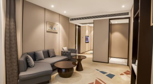 Люкс Business Zmax Hotel Guangzhou Xintang Metro Station Xidahua