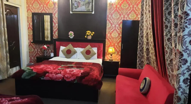 Hotel Royal Fort, Prenota Hotel Hotel economici a Gulberg