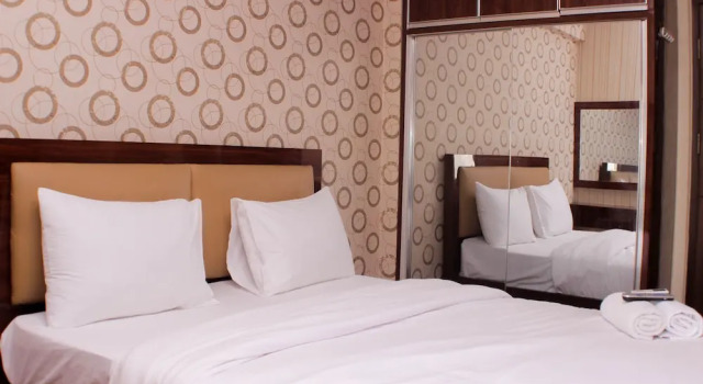 Studio Alluring Studio at Lagoon Bekasi Town Square Apartment By Travelio