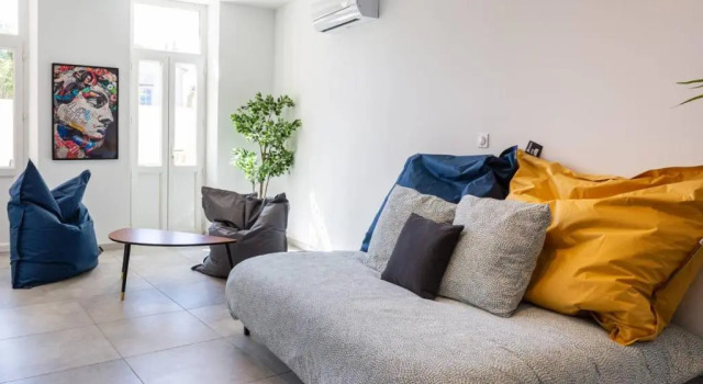 MaxBnb - CLIMATISÉ - Grand Studio 37m2 & terrasse 30m2 - Est