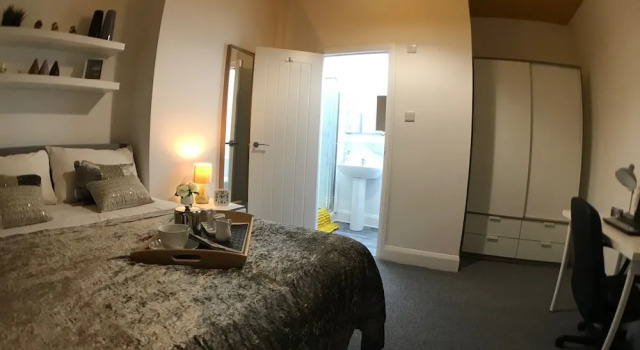 Townhouse @ 87 Walthall Street Crewe