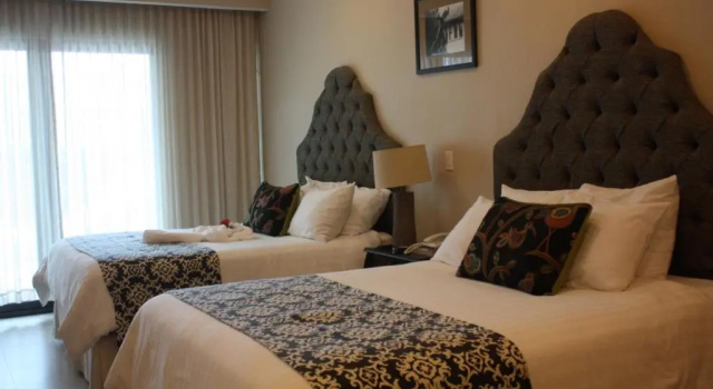 Dobbelt suite med udsigt over poolen Hotel Gran David