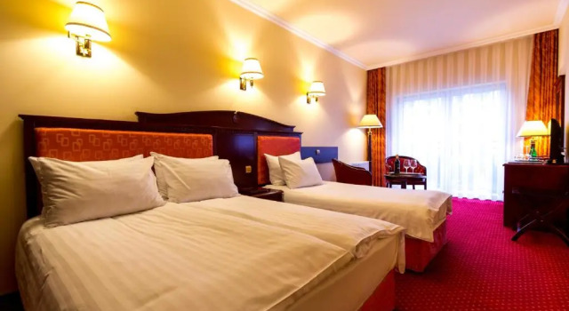 Трёхместный номер Standard Royal Park Hotel & Spa