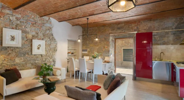 Villa Fracassini, Book Villa Cottages in Valdarno, Cottage