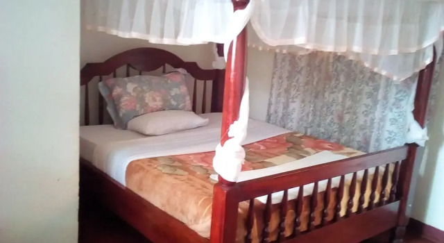 Номер Standard Skyway Hotel