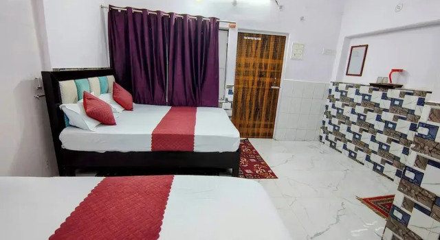 Номер Deluxe Hotel Shri Hari Lodge Ram Nagari Ayodhya