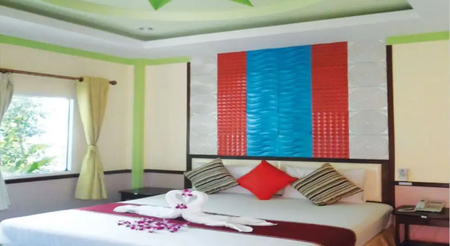 Ruckunresort 1, Забронировать Отель Отели Накхонсавана с завтраком, Завтраки