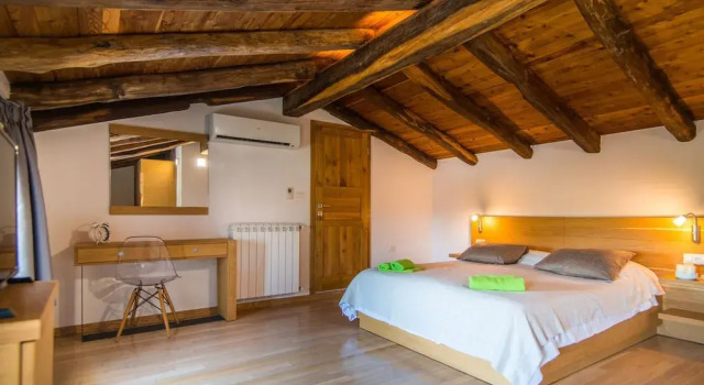 Stunning Villa in Kringa With Swimming Pool