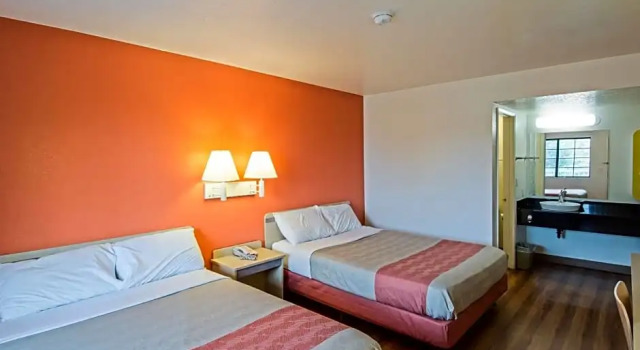 Номер Premium Motel 6-Redding, CA - South