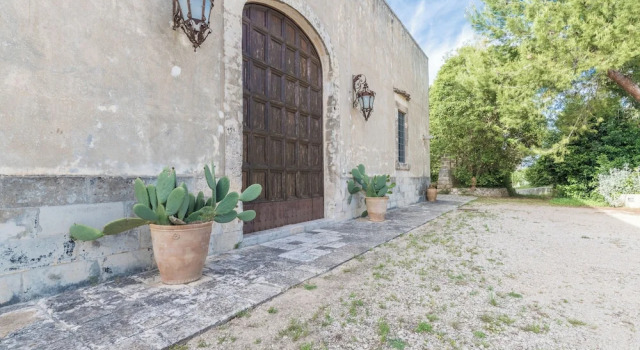 Elegant Farmhouse With Swimming Pool - Beahost, Book Villa Villaer i Galatina, Villa