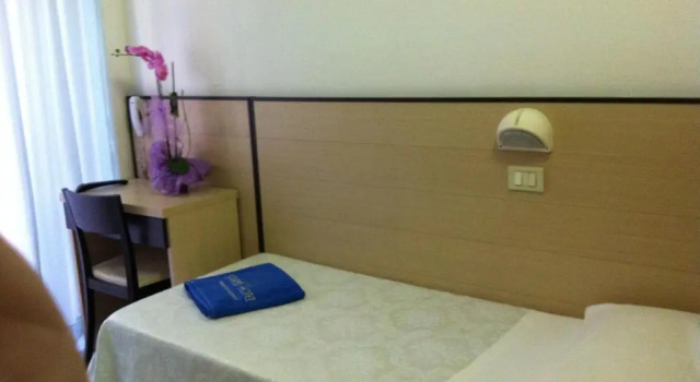 Номер Standard Strand Hotel