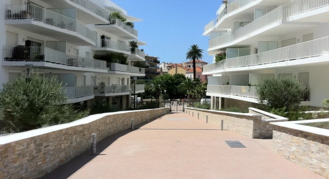 Studio in Cannes, With Wonderful Mountain View, Terrace and Wifi - 500