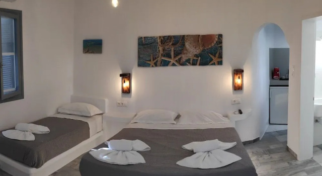 Grey Rooms Naxos