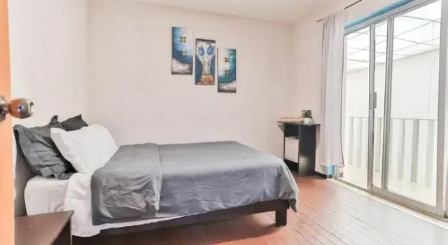 Hostpal Hostal Roma 185