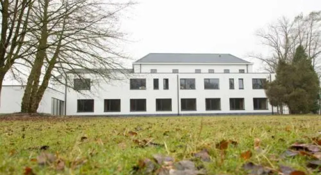 Hotel Het Leeuwenhof, Забронировать Отель Отели Leiestreek с парковкой, Парковка