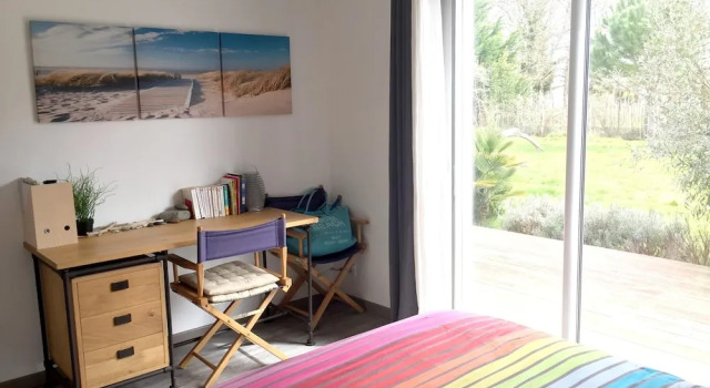 House With 4 Bedrooms in Hourtin, With Enclosed Garden, Rezervasyon Otel Hourtin Gironde