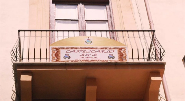 Castelcarlo, Book Hotel La Kalsa Palermo