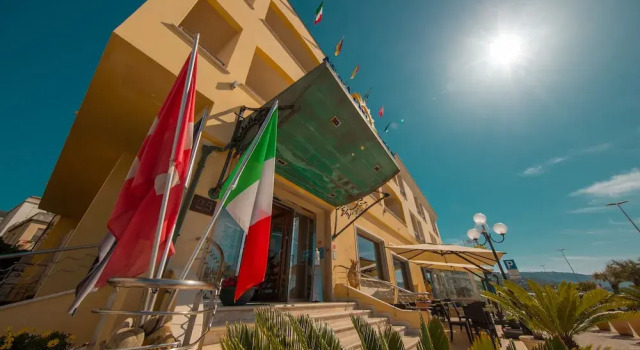 Hotel Riva del Sole