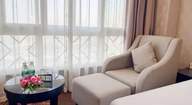 Люкс Business Hantang International Hotel